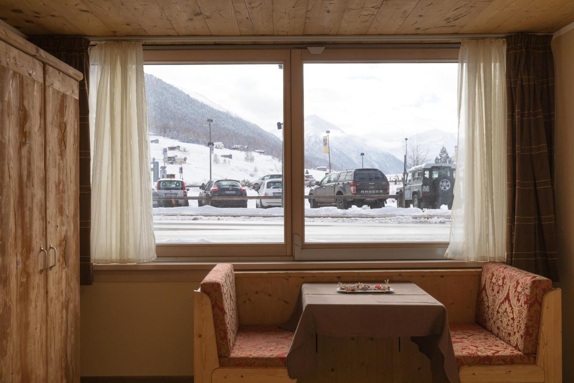 Hotel Champagne Livigno Exterior photo